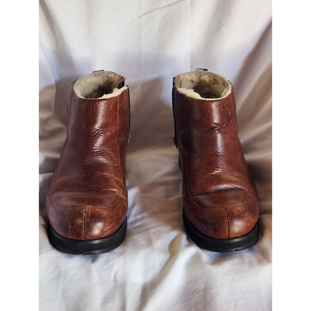 UGG Australia Brown Leather Shearling Zip Ankle Boots Platform Lug Sole W10